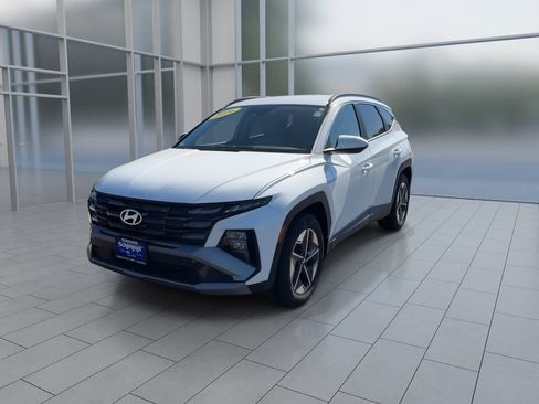 Certified 2026 Hyundai Tucson SEL FWD image 4