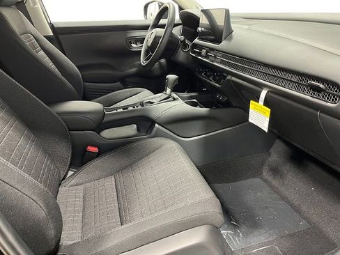 New 2026 Honda HR-V LX image 24