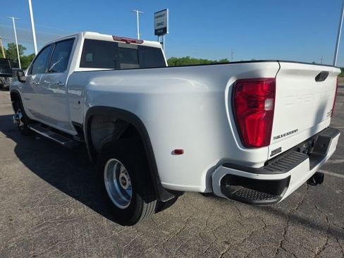 Used 2023 Chevrolet Silverado 3500 High Country AWD/4WD image 5