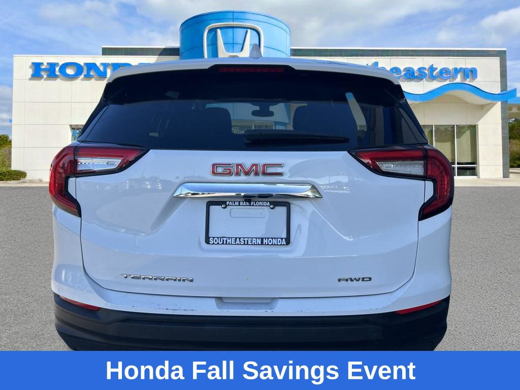 Used 2024 GMC Terrain SLE AWD/4WD image 8