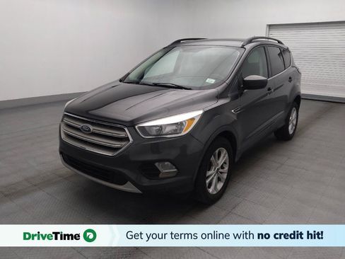 Used 2018 Ford Escape SE w/ SE Sync 3 Package FWD image 1