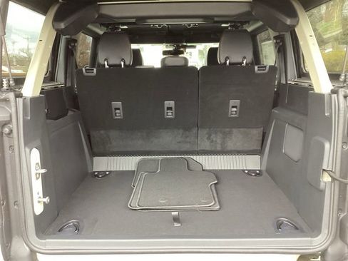 New 2025 Ford Bronco Outer Banks w/ Sasquatch Package image 12