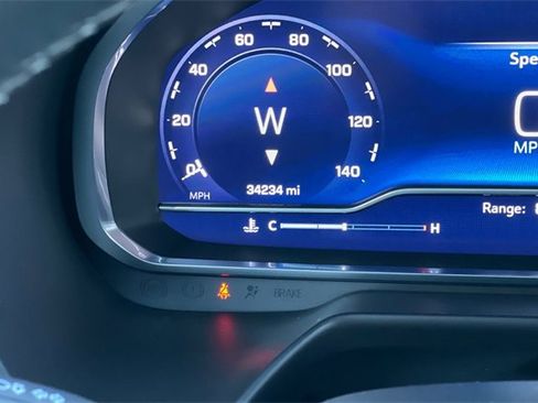 Used 2023 Chevrolet Tahoe Premier image 35