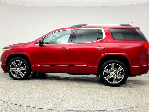 Used 2019 GMC Acadia Denali image 8