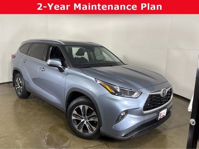 Used 2022 Toyota Highlander XLE