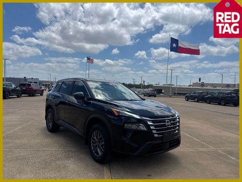 Used 2026 Nissan Rogue S FWD image 1