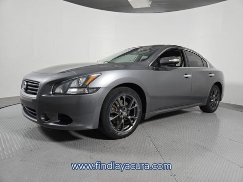 Used 2014 Nissan Maxima 3.5 S w/ Limited Edition Package FWD image 2