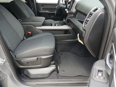 New 2026 RAM 3500 Big Horn AWD/4WD image 27