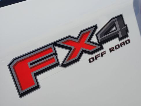 New 2025 Ford F250 Platinum w/ Platinum Plus Package image 12