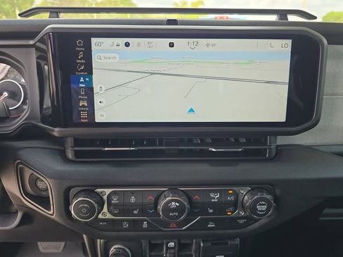New 2026 Jeep Gladiator Willys AWD/4WD image 17