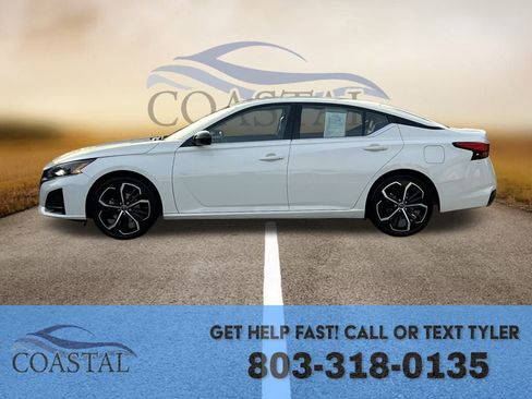 Used 2024 Nissan Altima 2.5 SR image 17