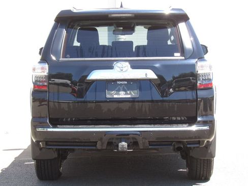 Used 2021 Toyota 4Runner Limited AWD/4WD image 7