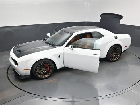 Used 2023 Dodge Challenger SRT Hellcat RWD image 20