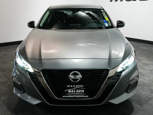 Used 2021 Nissan Altima 2.5 SR FWD image 8