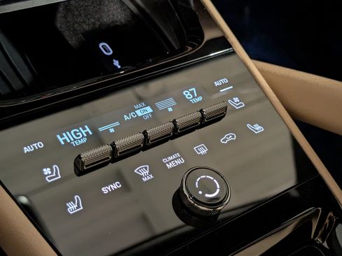 New 2026 Porsche Cayenne image 39