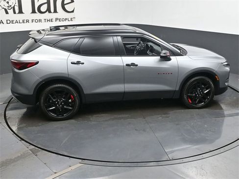 Used 2023 Chevrolet Blazer LT w/ Sound & Technology Package image 38