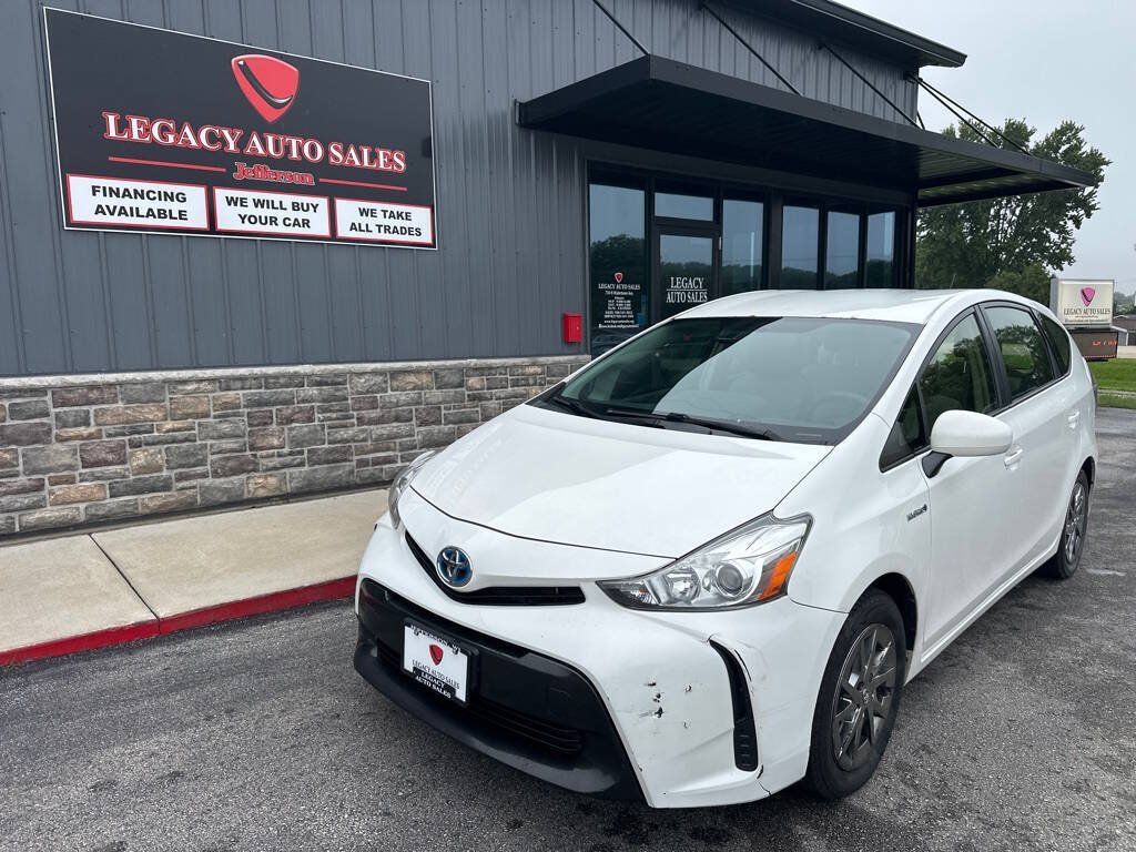 Used 2017 Toyota Prius V Two FWD image 1