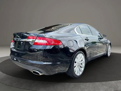 Used 2009 Jaguar XF Premium image 11