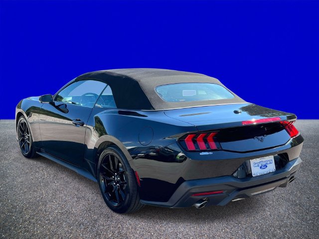Used 2026 Ford Mustang Premium RWD image 5