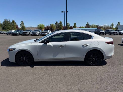 Used 2024 MAZDA MAZDA3 s FWD image 5