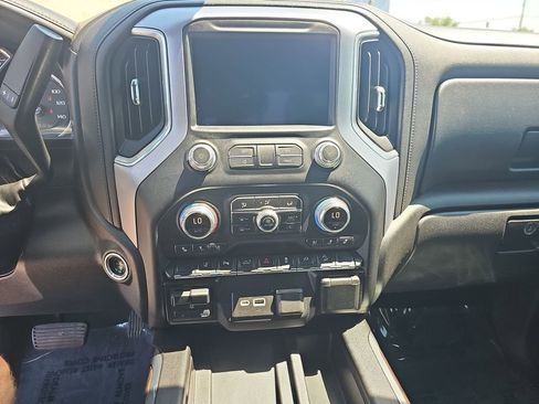 Certified 2020 GMC Sierra 2500 SLT w/ SLT Premium Plus Package AWD/4WD image 23