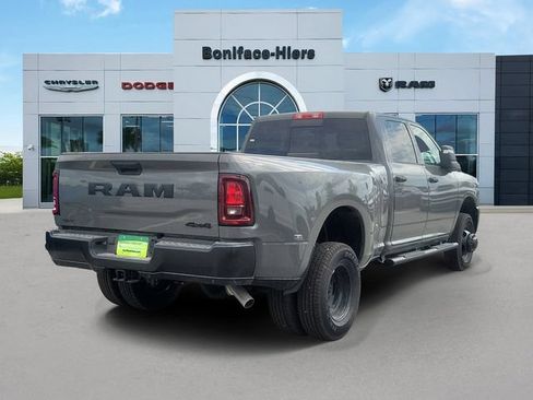 New 2026 RAM 3500 Tradesman AWD/4WD image 4