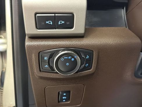 Used 2017 Ford F150 King Ranch w/ Equipment Group 601A Luxury AWD/4WD image 16