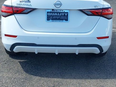 Used 2024 Nissan Sentra SV FWD image 3