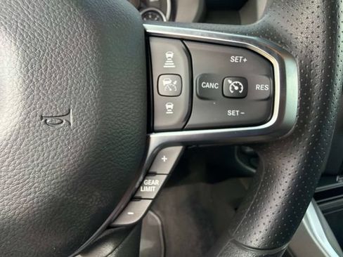 New 2026 RAM 1500 Express AWD/4WD image 31