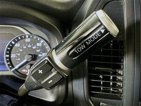 Used 2022 Nissan Titan S w/ S Utility Package image 14