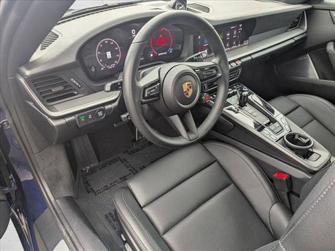 Used 2025 Porsche 911 Carrera image 10
