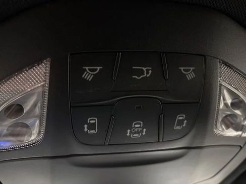 Used 2026 Chrysler Pacifica Select w/ S Appearance Package AWD/4WD image 25