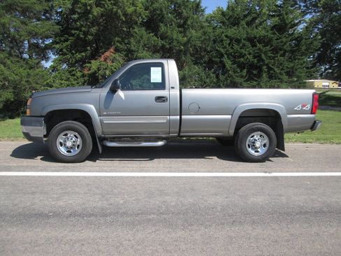 Used 2007 Chevrolet Silverado 2500 LT AWD/4WD image 10