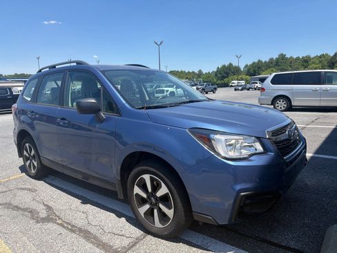 Used 2018 Subaru Forester 2.5i w/ Alloy Wheel Package AWD/4WD image 5