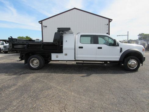 Used 2021 Ford F550 2WD Crew Cab Super Duty image 2