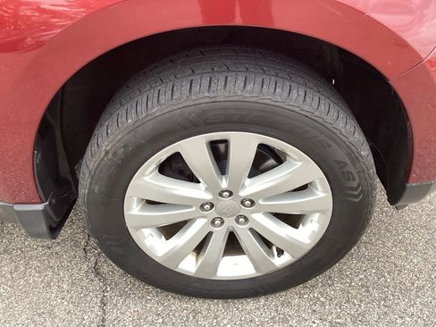 Used 2012 Subaru Forester 2.5X Limited AWD/4WD image 38