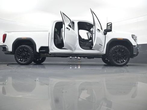 Used 2025 GMC Sierra 2500 Pro AWD/4WD image 33