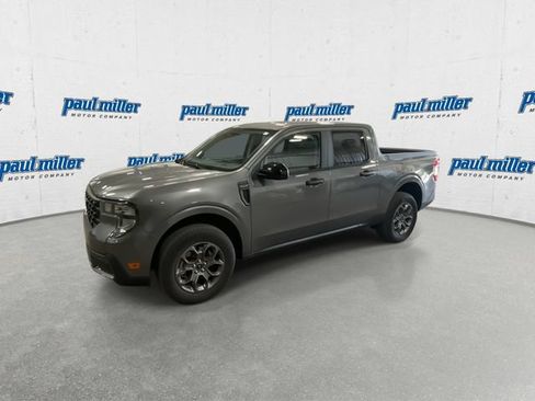 Certified 2025 Ford Maverick XLT w/ XLT Luxury Package AWD/4WD image 5