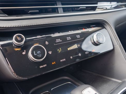 Certified 2023 INFINITI QX60 Pure FWD image 17