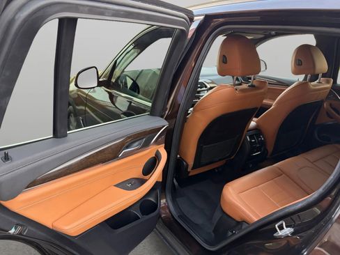 Used 2018 BMW X3 xDrive30i image 12