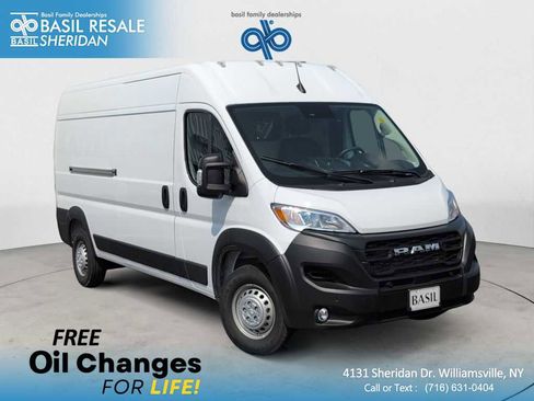 Used 2023 RAM ProMaster 2500 FWD image 1