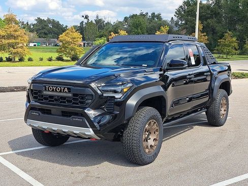 New 2025 Toyota Tacoma Trailhunter image 29