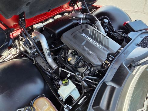 Used 2009 Pontiac Solstice GXP w/ Premium Package RWD image 15