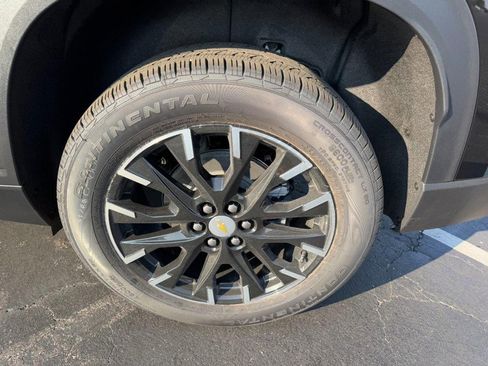 New 2026 Chevrolet Traverse LT w/ Sun and Wheel Package image 33