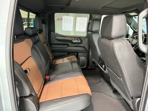 Used 2024 Chevrolet Silverado 1500 High Country w/ Max Trailering Package image 18