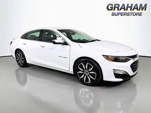 Used 2024 Chevrolet Malibu RS w/ LPO, Floor Liner Package FWD image 1