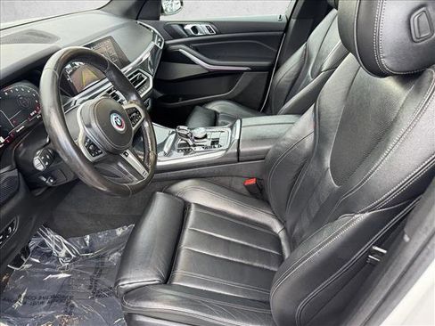 Used 2019 BMW X5 xDrive40i w/ M Sport Package image 9