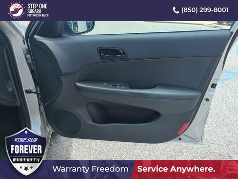 Used 2011 Hyundai Elantra GLS FWD image 30