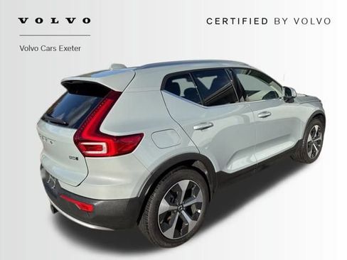 Certified 2025 Volvo XC40 B5 Core w/ Protection Package Premier image 10