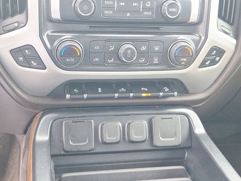 Used 2018 GMC Sierra 1500 SLT w/ SLT Premium Package image 36